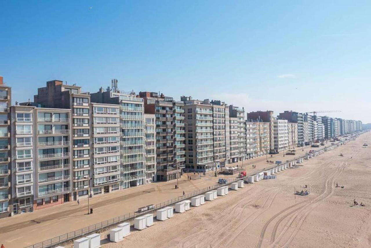 Fraval - Beachfront Apartment With Sea Views In Middelkerke Exterior photo